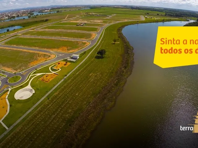 Imagem: Lote de Terreno Comercial em Condomínio