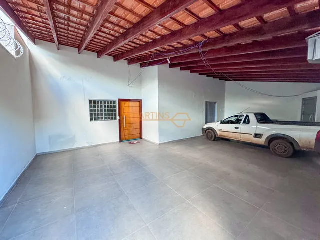 Imagem: Casa À Venda no Bairro Miranda - Araguari/Mg