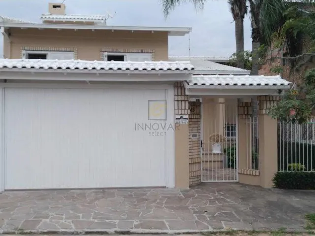 Imagem: Casa com 4 Dormitorio(S) Localizado(A) no