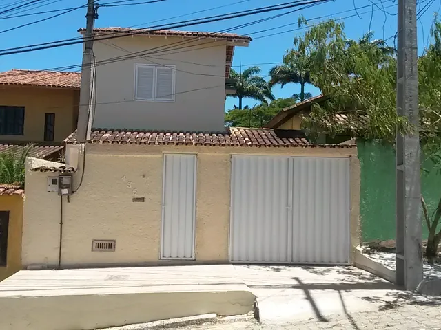 Imagem: A casa possui 2 Dormitórios, 3 Banheiros, 1 Vaga na