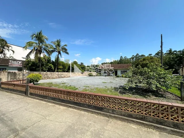 Imagem: Casa à venda com 5 dormitórios no bairro