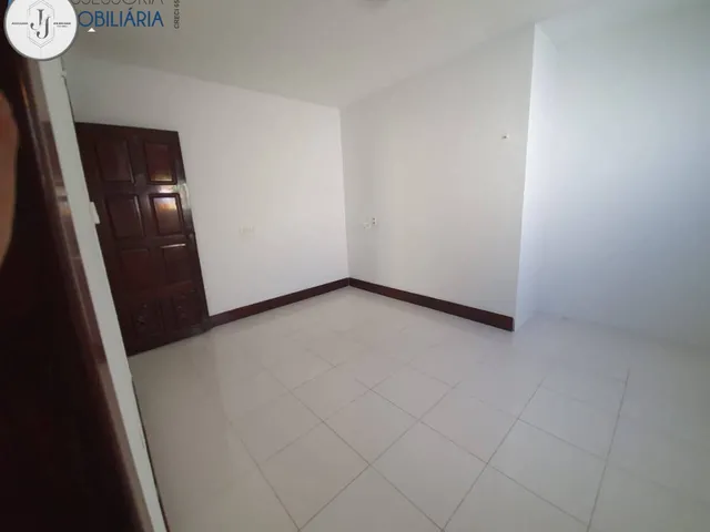 Imagem 11: Venda de casa em Capim Macio com 4 quartos, sendo 3 suítes