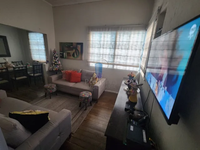 Imagem 6: Ampla casa, sozinha no terreno, bem arejada e ventilada, no centro de Itajaí