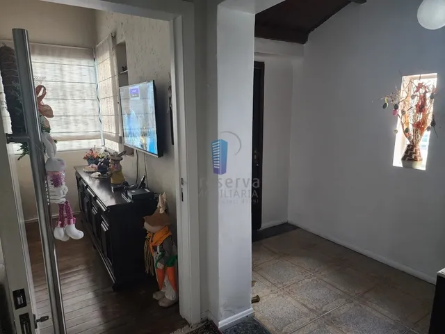 Imagem 16: Ampla casa, sozinha no terreno, bem arejada e ventilada, no centro de Itajaí