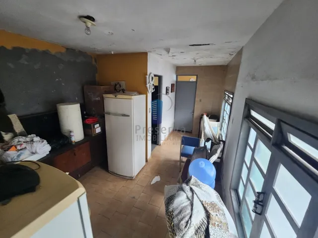 Imagem 9: Ampla casa, sozinha no terreno, bem arejada e ventilada, no centro de Itajaí