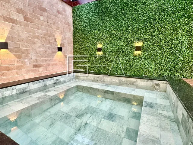 Imagem 9: Residência de Luxo com Ofurô: Localização Privilegiada
