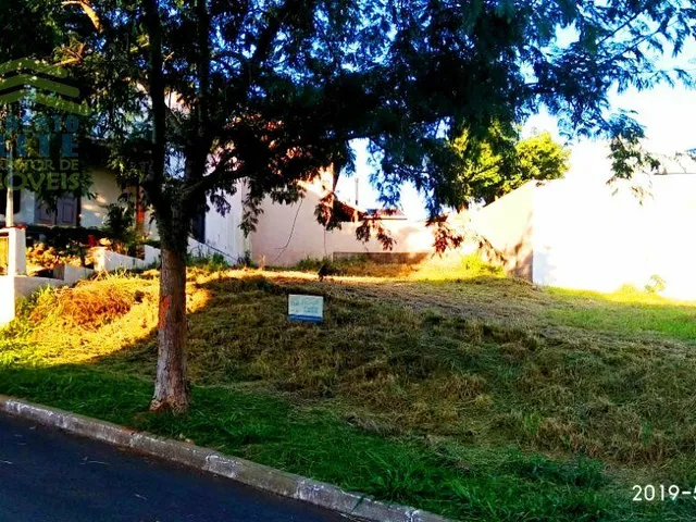 Imagem: Terreno em Condomínio para Venda em Protásio