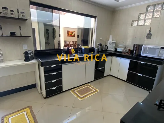Imagem 9: Casa com 5 Suites, Moderna Dentro de Condominio, Piscina Aquecida, com Lote de 800M², Na