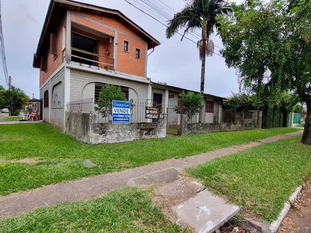 Imagem: Casa Sobrado de Esquina com Baita Estrutura