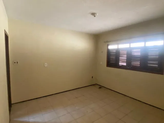Imagem 14: Casa com Ótima Localização, Avenida Ailton Gomes, Piraja, Juazeiro...