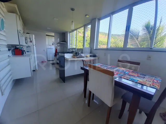 Imagem 3: Casa em Condomínio, com 5 quartos e 300m², à venda em Charitas,...