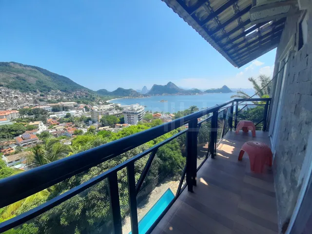 Imagem 5: Casa em Condomínio, com 5 quartos e 300m², à venda em Charitas,...