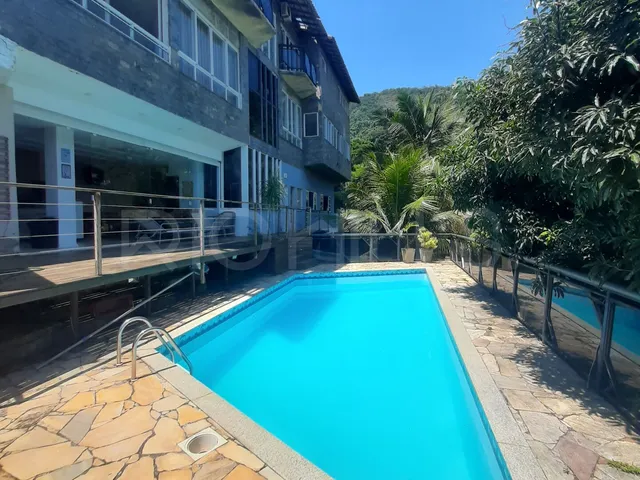 Imagem 10: Casa em Condomínio, com 5 quartos e 300m², à venda em Charitas,...