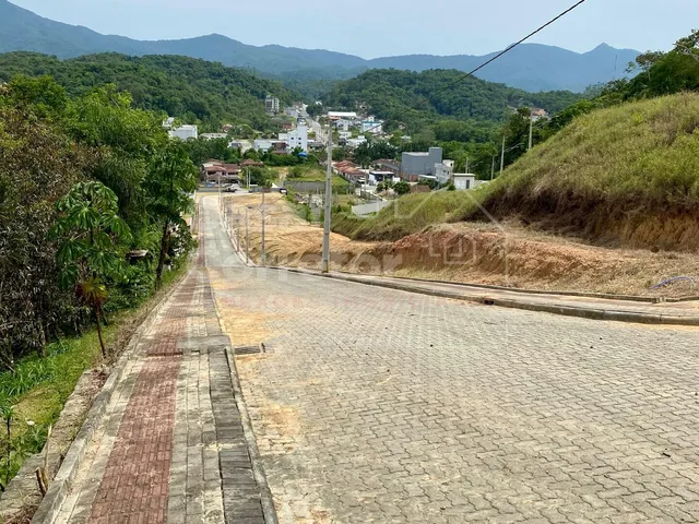 Imagem 3: LINDO TERRENO EM LOTEAMENTO DE 391m²