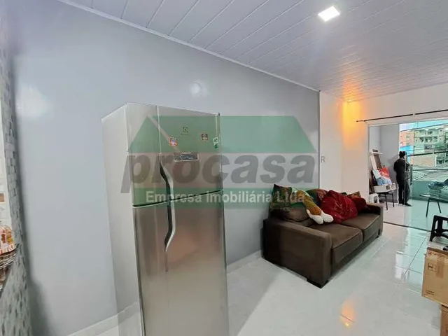 Imagem 5: Casa de rua Residencial / Petrópolis