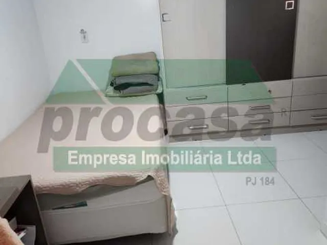 Imagem 3: Casa de rua Residencial / Petrópolis