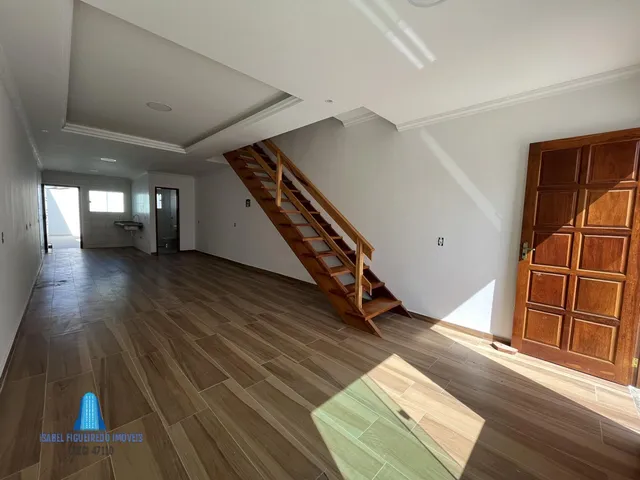 Imagem: Casa Duplex Geminada no Centro e Pertinho
