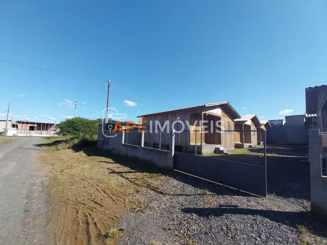 Imagem: Casa Madeira em São Sebastião, Criciúma/Sc