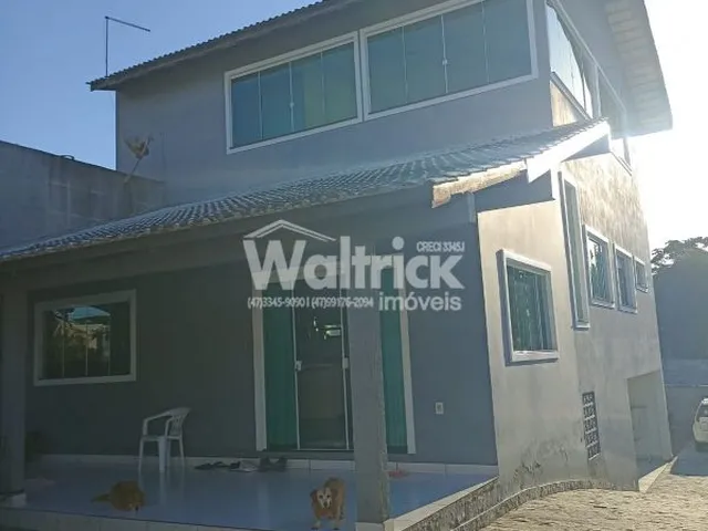 Imagem 3: Excelente Casa Mobiliada Localizada em Balneário Piçarras