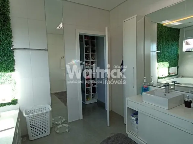 Imagem 7: Excelente Casa Mobiliada Localizada em Balneário Piçarras