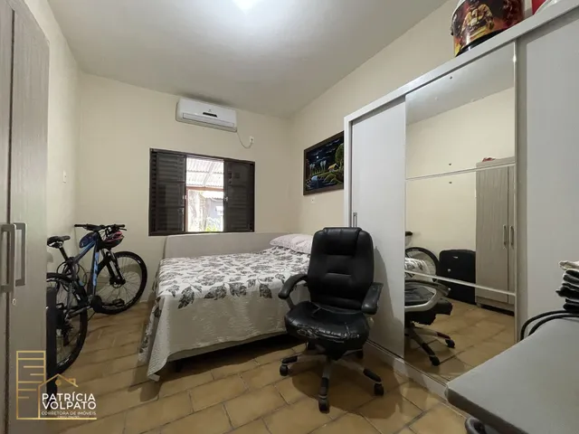 Imagem 6: Casa Térrea com terreno livre