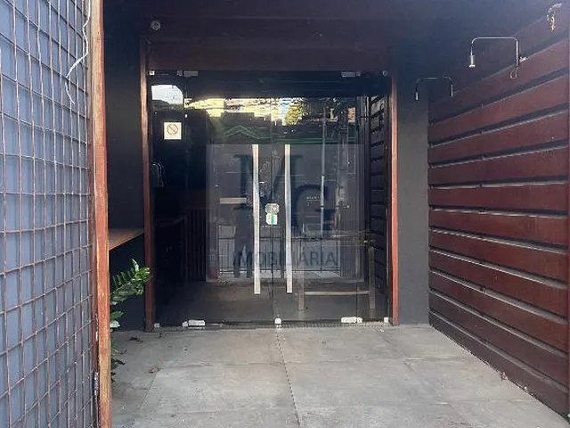 Imagem 2: Casa Comercial Galpão / depósito com 1 banheiro