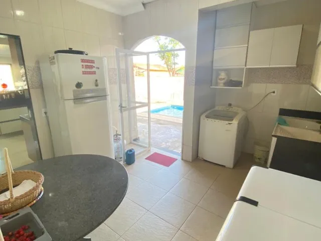 Imagem 15: Imperdível Casa Duplex no Bairro Santa Mônica, Guarapari-ES: 5 Quartos, 3 Suítes