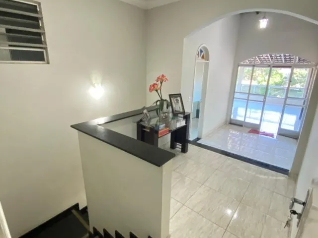 Imagem 8: Imperdível Casa Duplex no Bairro Santa Mônica, Guarapari-ES: 5 Quartos, 3 Suítes