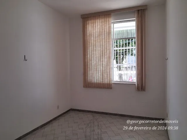 Imagem 9: Casa térrea tipo apartamento medindo 154 m² com 4/4 dormitórios, sala ampla, pé