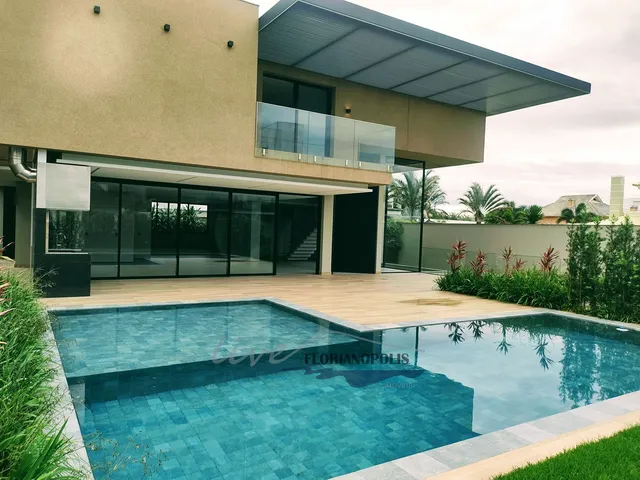 Imagem: Casa À Venda no Bairro Jurerê Internacional