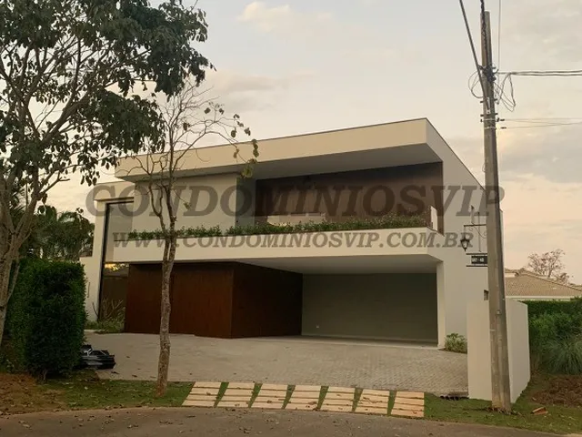 Imagem: Imponente residência de luxo no condomínio