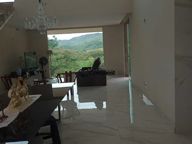 Imagem 11: ? Casa Moderna com Vista Deslumbrante no Condomínio Serra dos Bandeirantes – Mário