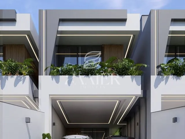 Imagem: Casa Geminada com 3 Quartos À Venda, Glória