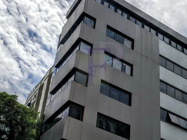 Imagem: A sala comercial possui 1 Banheiro, 1 Vaga na garagem,