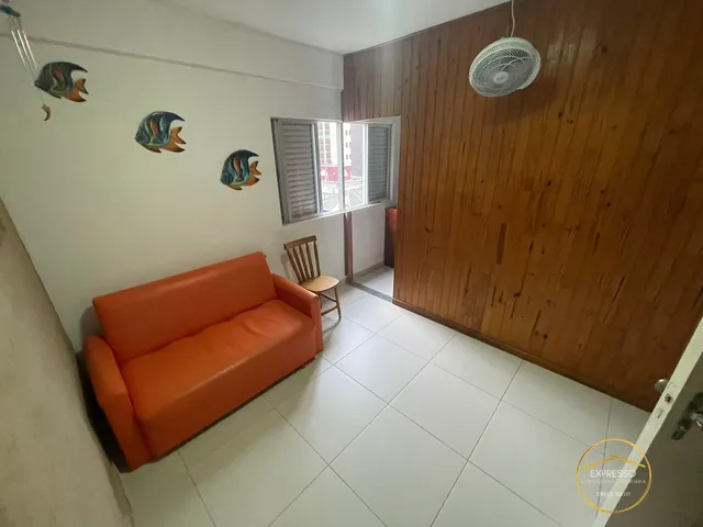 Imagem: O apartamento possui 2 Dormitórios, 1 Banheiro, 1 Vaga na
