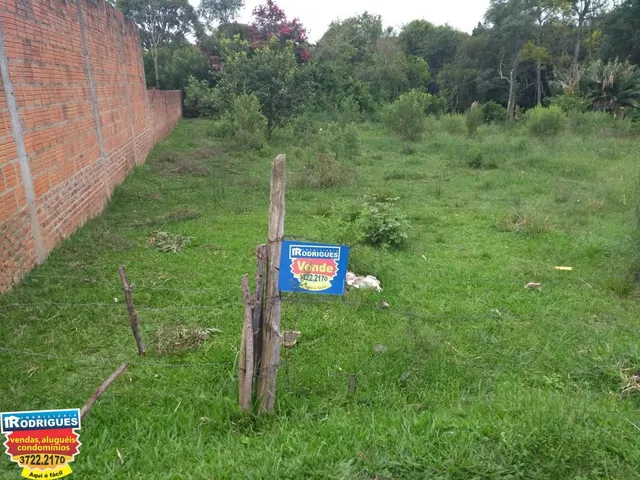 Imagem: Terreno com 4 Dormitorio(s) localizado(a)