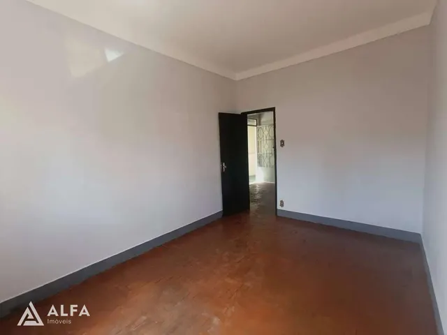 Imagem 13: Casa com 3 Quartos, para Locação em Barbacena, Centro