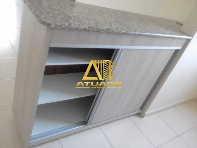 Imagem 12: Apartamento para locação com 2 dormitórios, sala com varanda, banheiro, cozinha