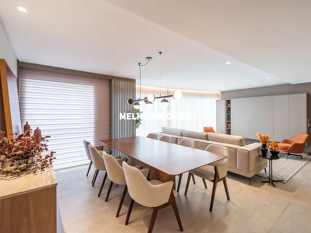 Imagem: A casa possui 3 Dormitórios, 3 Suítes, 4 Banheiros, 5