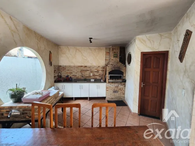 Imagem 15: Casa, 5 Dormitórios, 2 Suíte, 6 Banheiro, 2 Vagas na Garagem