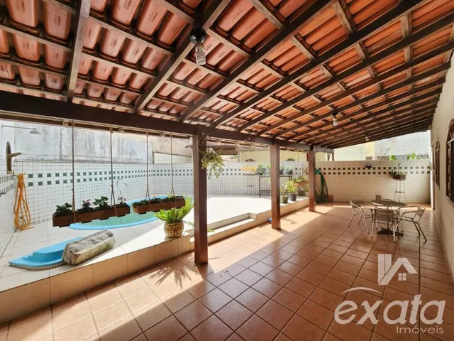 Imagem 11: Casa, 5 Dormitórios, 2 Suíte, 6 Banheiro, 2 Vagas na Garagem