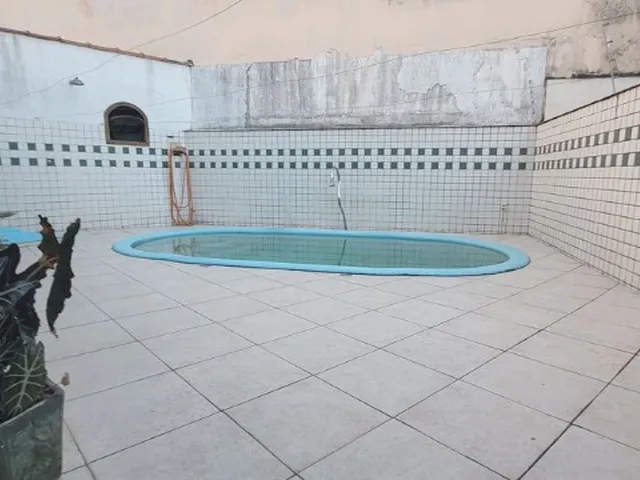 Imagem 12: Casa, 5 Dormitórios, 2 Suíte, 6 Banheiro, 2 Vagas na Garagem