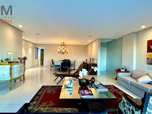 Imagem: Amplo Apartamento com 03 Suítes, 210M2