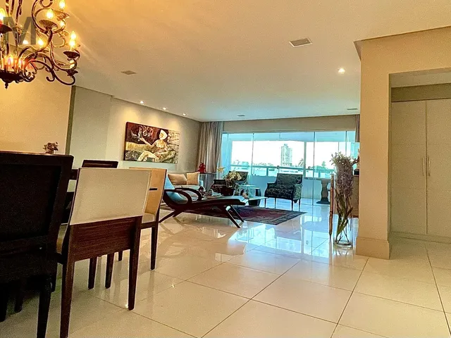 Imagem 16: Amplo Apartamento com 03 Suítes, 210M2, Finamente Mobiliado para Locação no Bairro Do