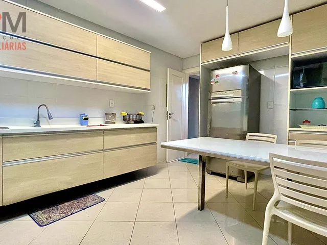 Imagem 4: Amplo Apartamento com 03 Suítes, 210M2, Finamente Mobiliado para Locação no Bairro Do