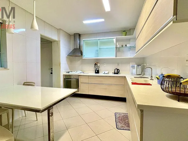 Imagem 3: Amplo Apartamento com 03 Suítes, 210M2, Finamente Mobiliado para Locação no Bairro Do