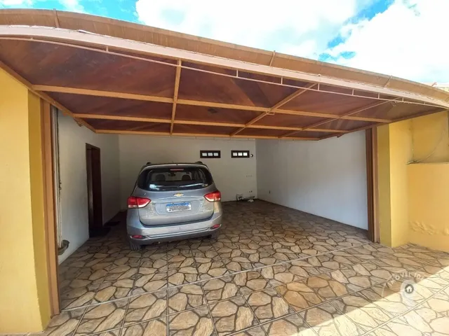 Imagem: Casa 5 Dormitórios no Centro de Viamão/Rs