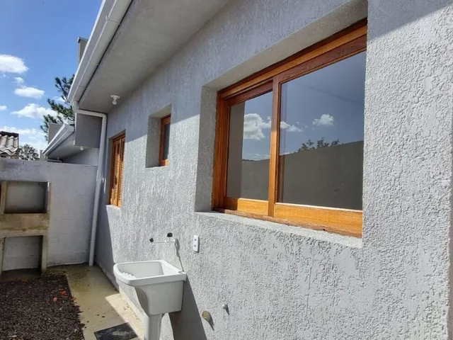 Imagem 2: Casa nova no Jardim Viamar, 2 dorm c/ Sala e Cozinha integradas, Pátio Fundos em