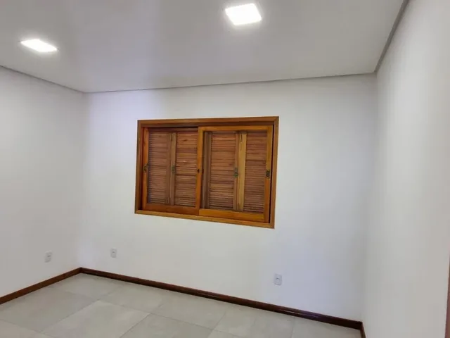 Imagem 6: Casa nova no Jardim Viamar, 2 dorm c/ Sala e Cozinha integradas, Pátio Fundos em