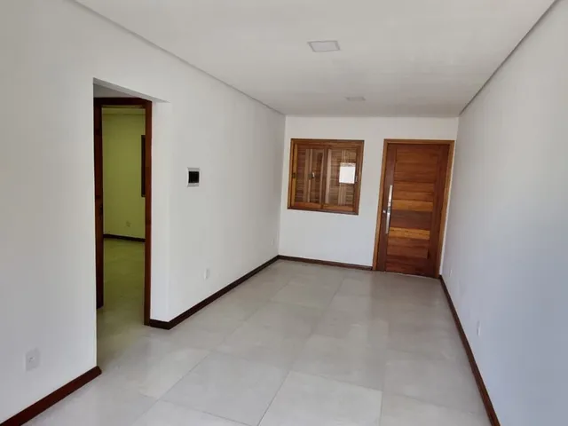 Imagem 9: Casa nova no Jardim Viamar, 2 dorm c/ Sala e Cozinha integradas, Pátio Fundos em